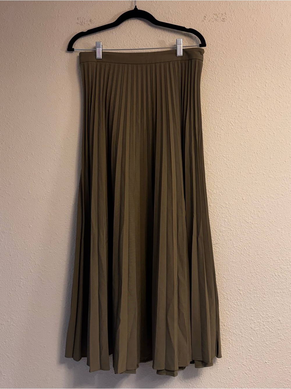 Mango Olive Green Pleated Maxi Skirt